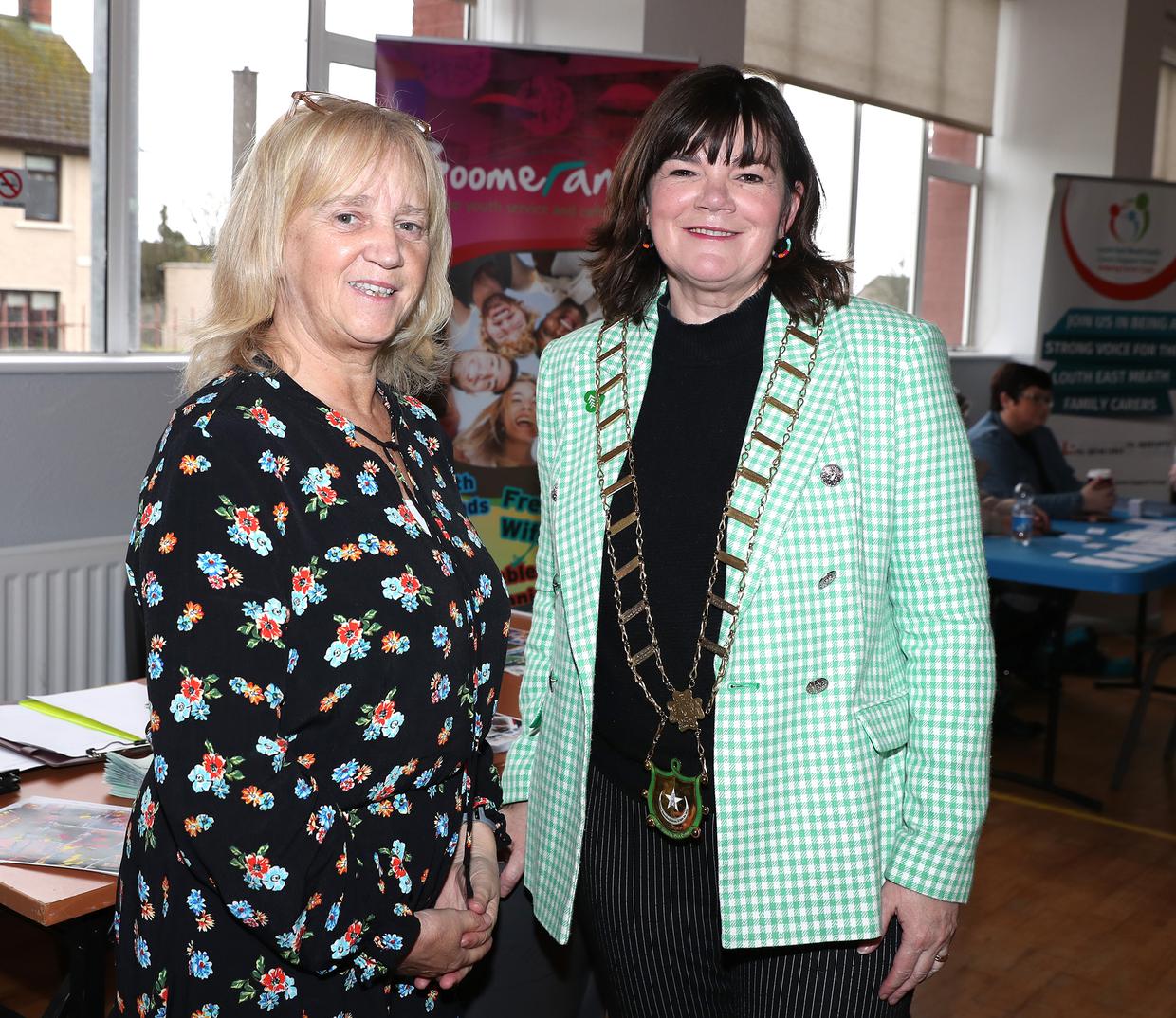 Cathriona Culligan of Boomerang Cafe with Mayor Michelle Hall at the LRC open day.